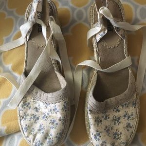 Closet kept . 2x wear